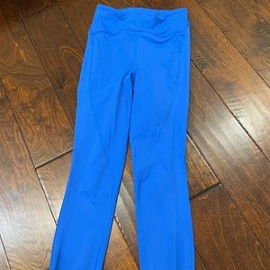 Lululemon bluebell crop leggings size 4